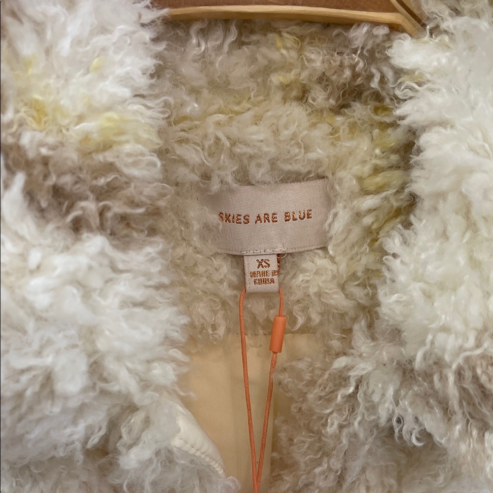 NWT Skies Are Blue Cream & Brown Teddy Plaid Jacket - Picture 2 of 5